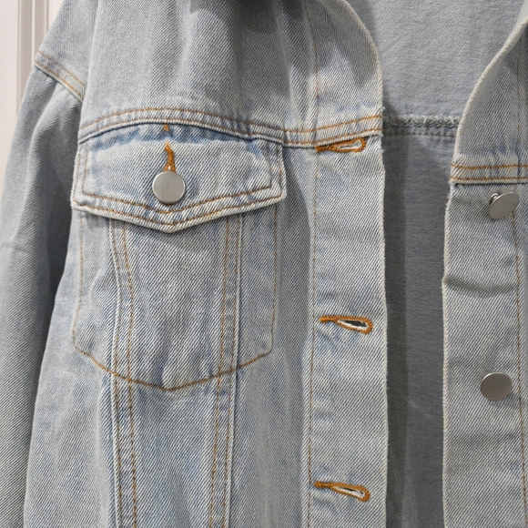 Emory Park Light Blue Wash Cropped Jean Jacket, Elastic Waistband, Unlined, L - Picture 3 of 13